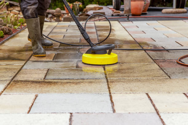 Best Driveway Pressure Washing  in Glastonbury Center, CT
